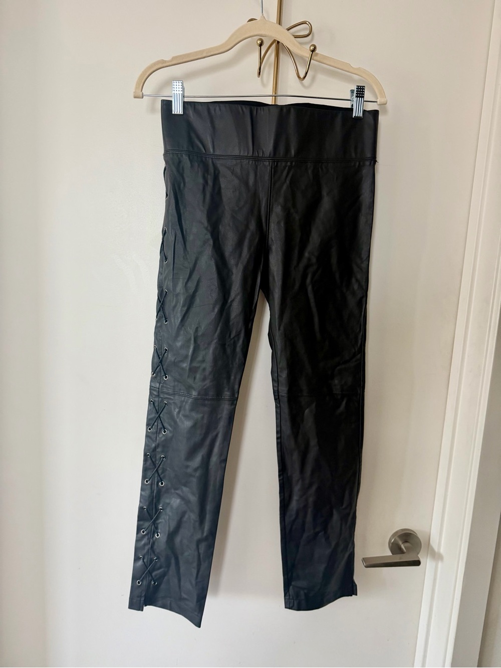 New David Lerner NYC Black Leather Lace-Up Women’s legging pants